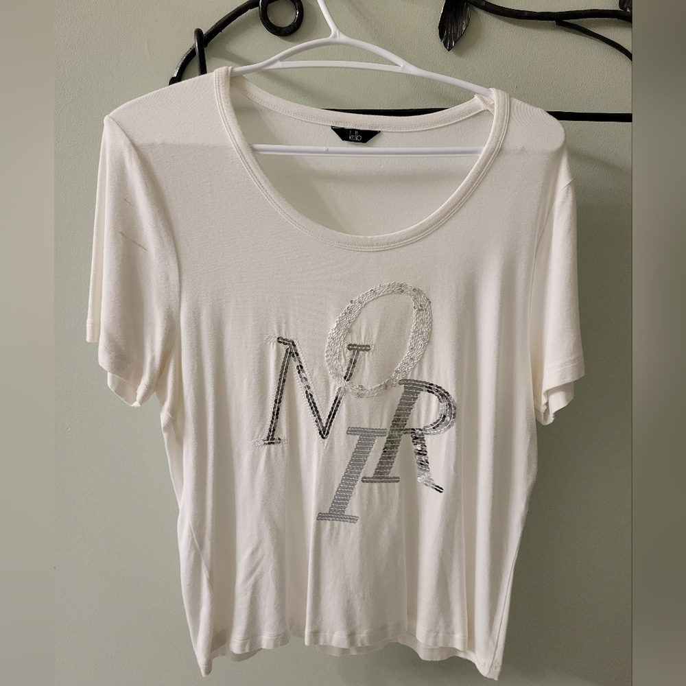 Kello graphic t-shirt with silver sequin stitching in white, size L